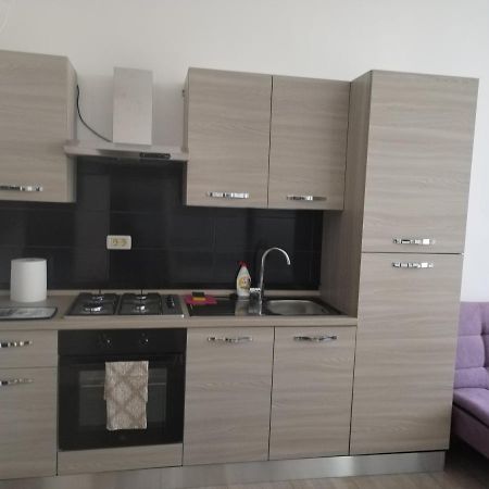 Apartament Nimfea Lägenhet Oradea Exteriör bild